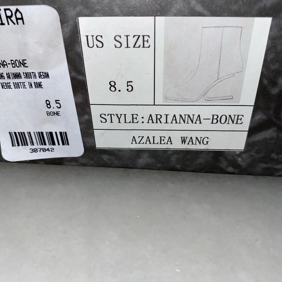Azalea want Arianna smooth vegan leather wedge bootie in bone - Picture 8 of 9